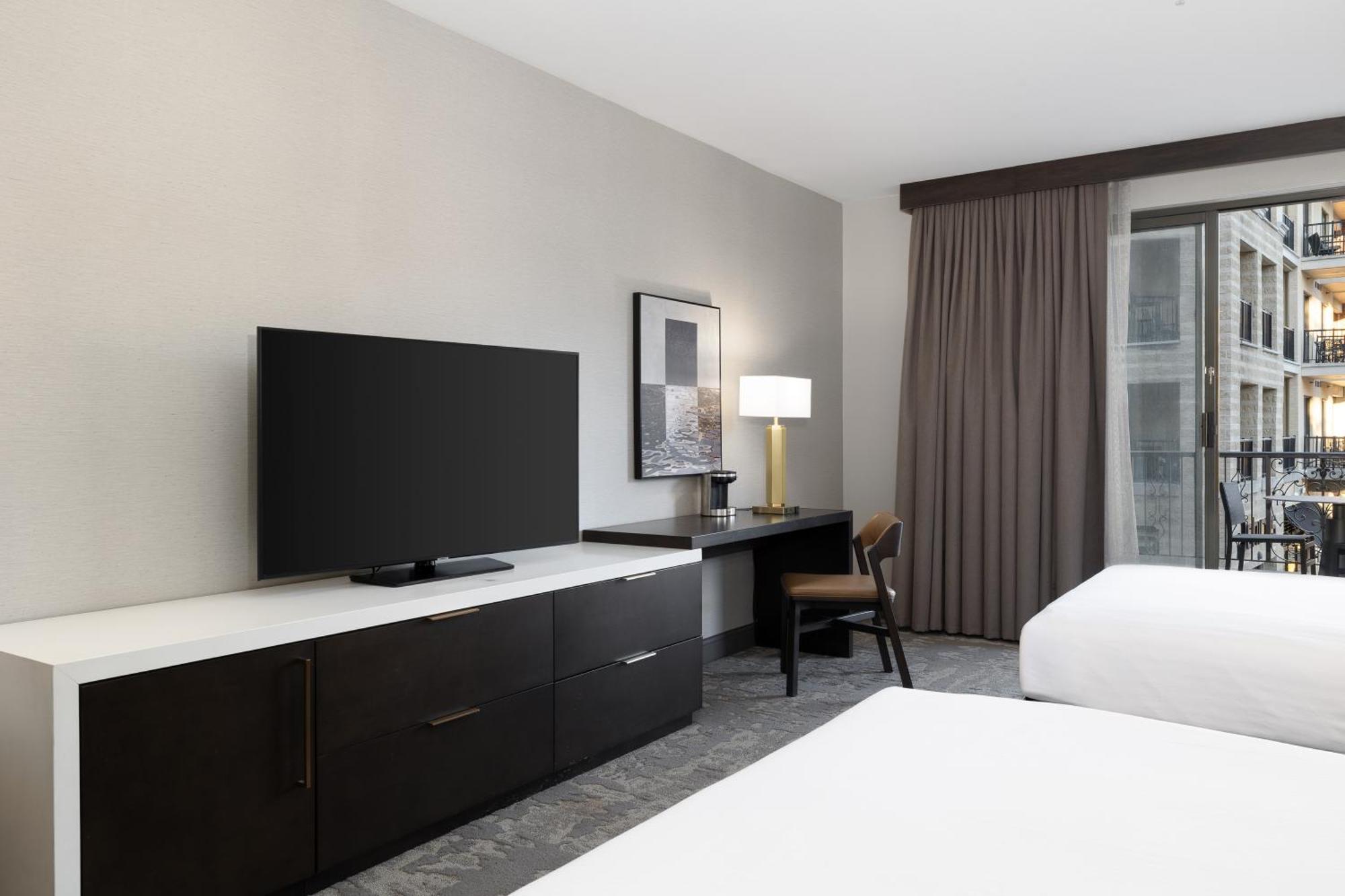 ฮิลตัน พรอเมนาด แอท แบรนสัน แลนดิ้ง โฮเต็ล Hotel ภายนอก รูปภาพ